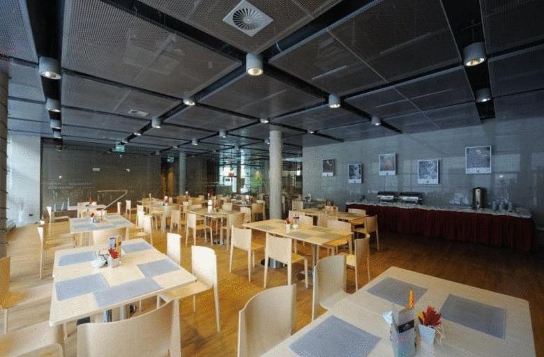 Hotel Solpark Kleszczow  Экстерьер фото