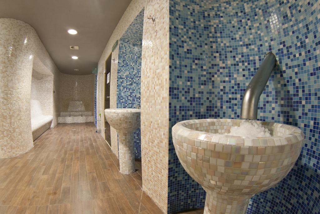 Hotel Solpark Kleszczow  Экстерьер фото